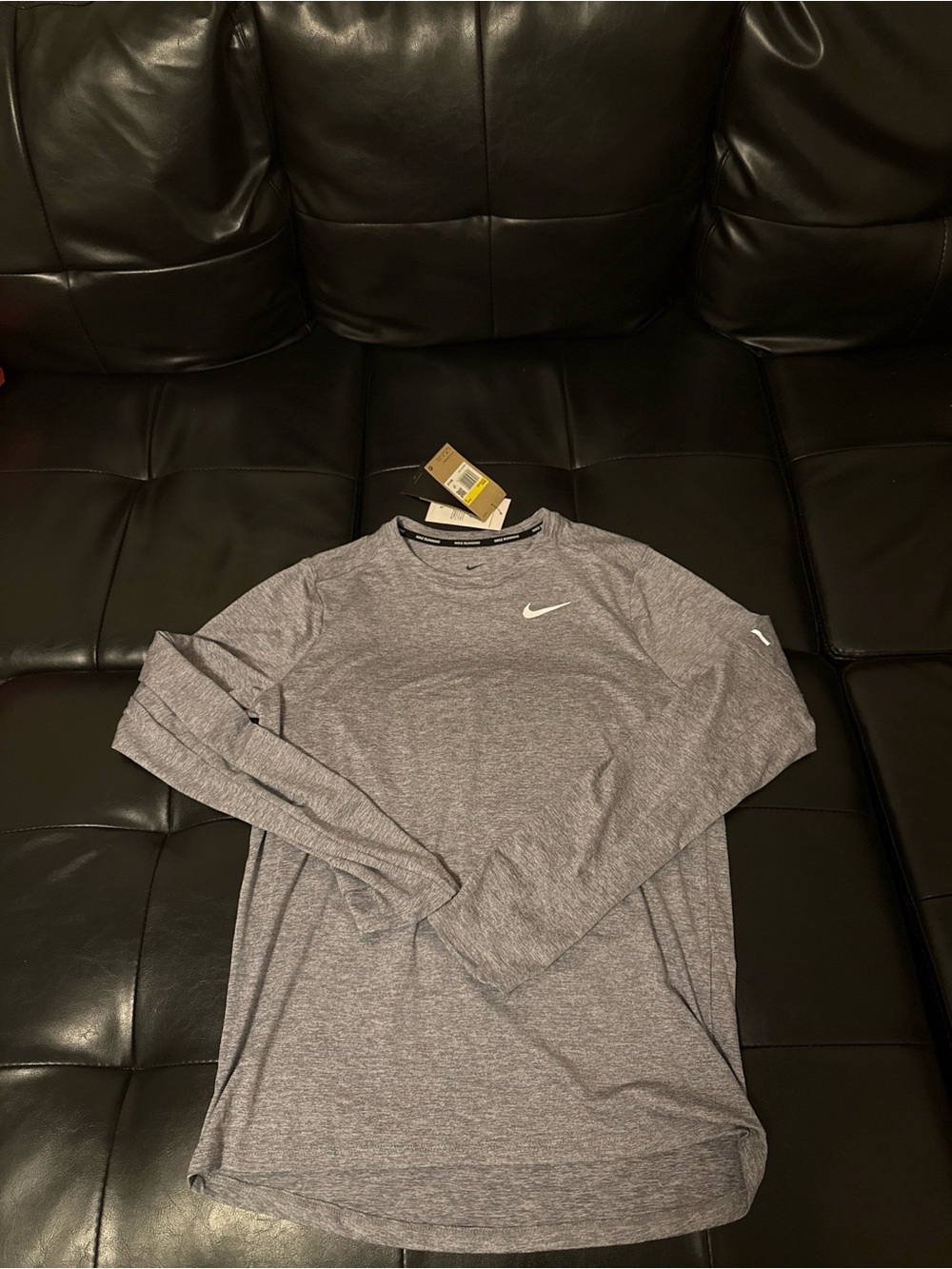 Nike Men’s Long-Sleeve Heather Gray Dri-FIT Top with Swoosh